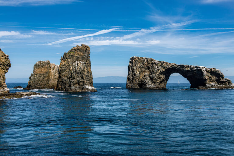 Views,Of,Arch,Rock,On,Anacapa,Island,From,A,Boat