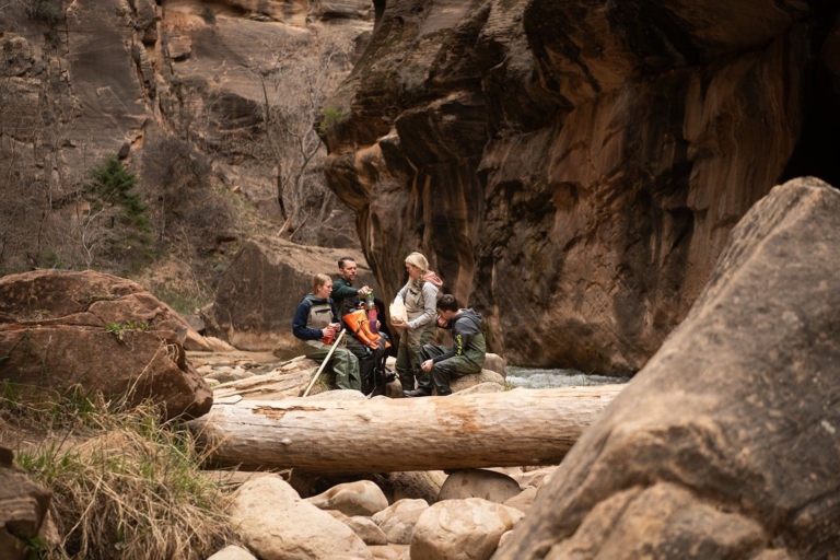 Hiking: The Zion Narrows — Zion Allwaysadventure Hikers Resting Zion Narrows
