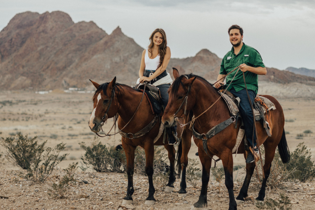 bigbendstables_couple-horses-desert-mountains Bigbendstables Couple Horses Desert Mountains