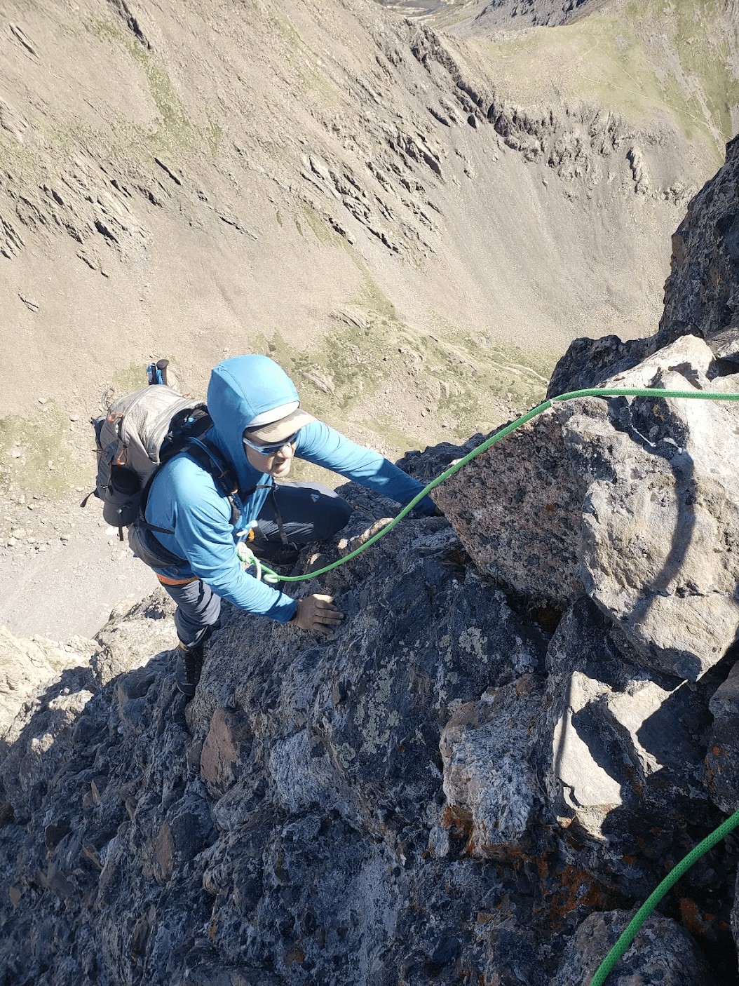 coclimbing-making-progress-on-a-challenging Coclimbing Making Progress On A Challenging