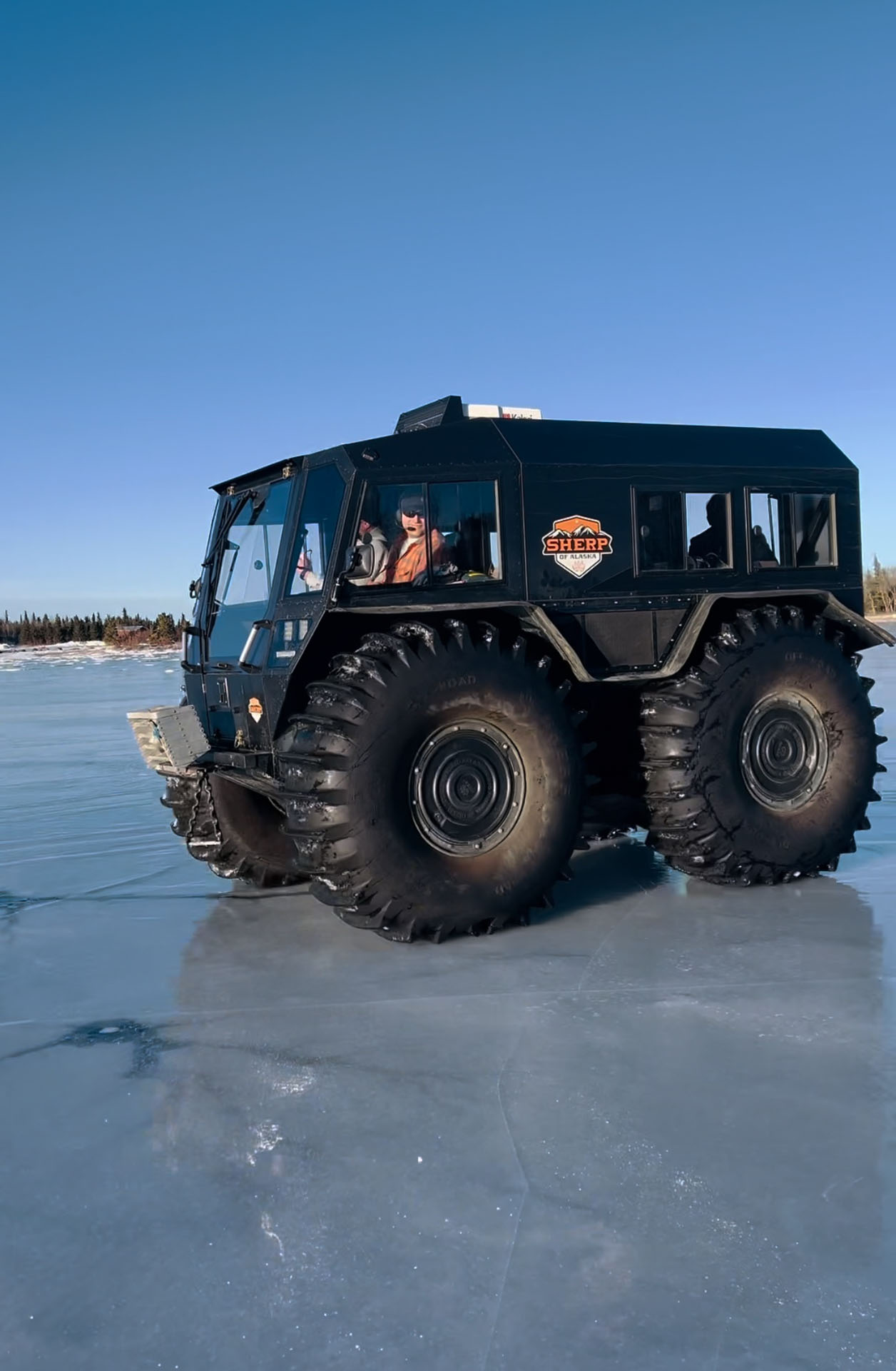 denalifattrucktours_sherp-vehicle-ice-surface