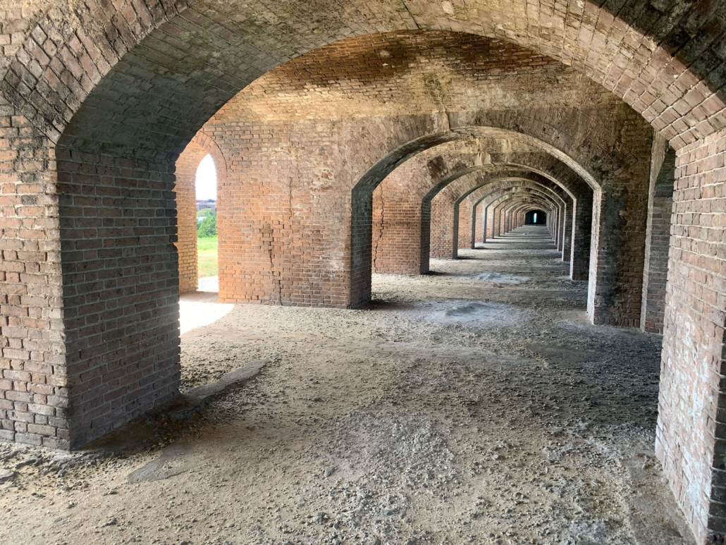 finzdivecenter_brick-arches-interior-fort Finzdivecenter Brick Arches Interior Fort