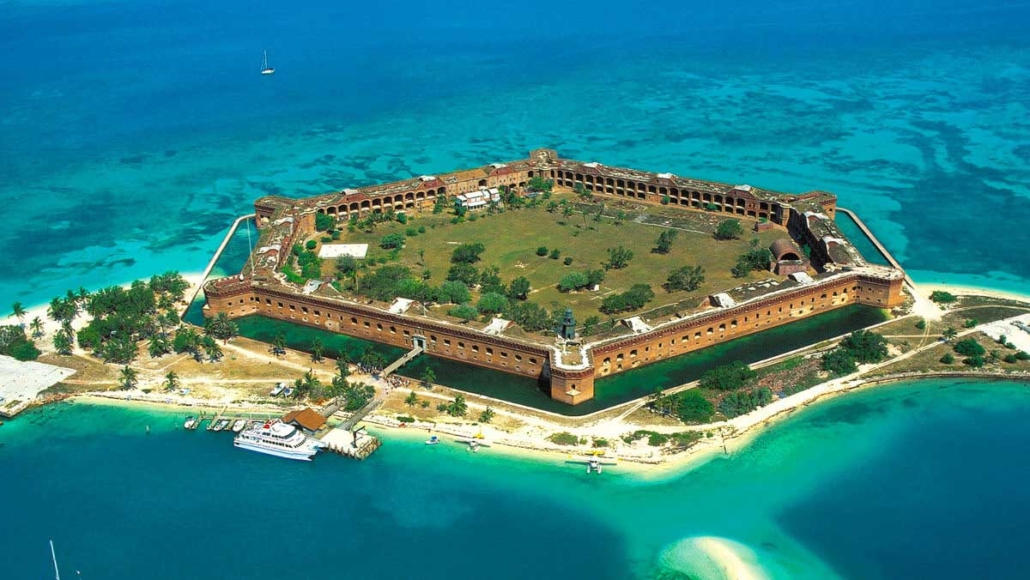 finzdivecenter_dry-tortugas-fort-aerial-view Finzdivecenter Dry Tortugas Fort Aerial View