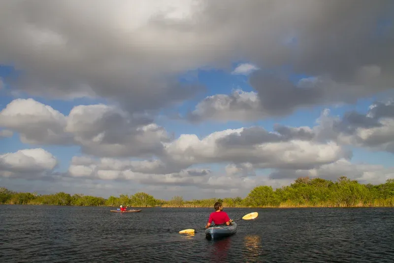 gck_kayaker-clouds-everglades Gck Kayaker Clouds Everglades