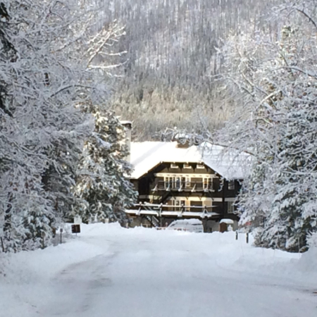 Glacieradventureguides Snowy Lodge Glacier Park