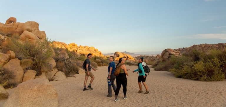 goodtripadventures-california-friends-enjoying-a-moment-outdoors Goodtripadventures California Friends Enjoying A Moment Outdoors
