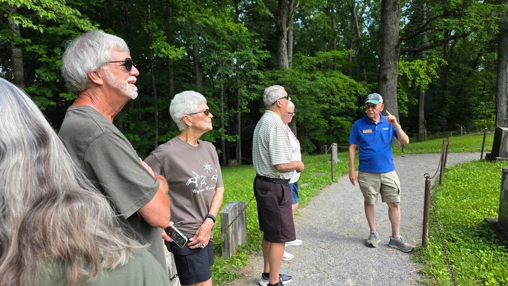 gsmheritagecenter-tour-guide-with-guests Gsmheritagecenter Tour Guide With Guests