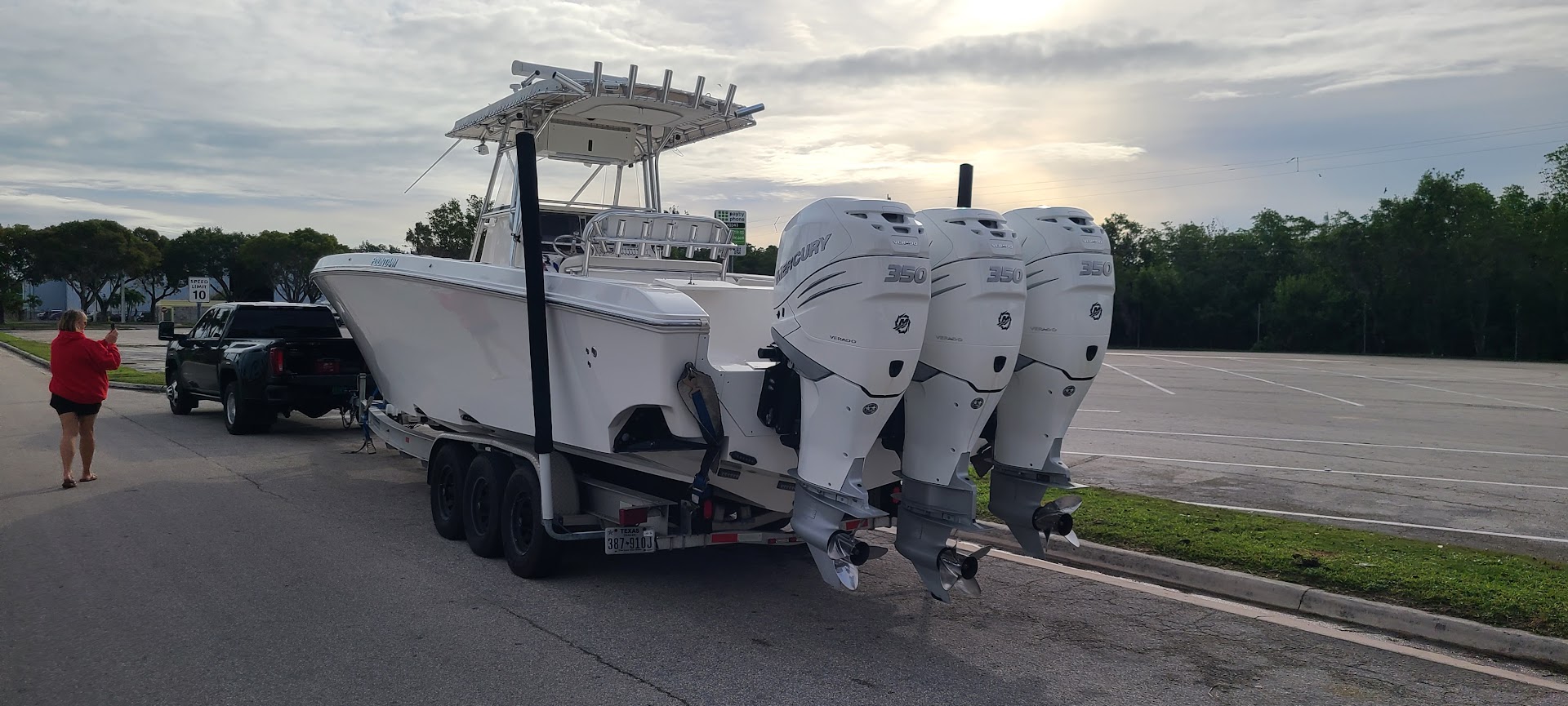 Dry Tortugas Family, Nauti Tuna — Dry Tortugas Hillbillyhookers Boat Trailer Parking Lot
