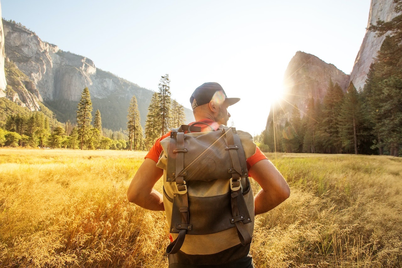 Incredibleadventures Man Hiking Yosemite Sunrise