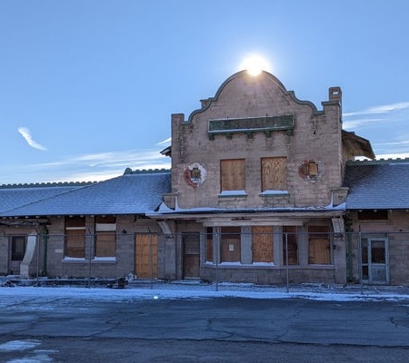 Mojavewavellc Abandoned Train Station With Historic