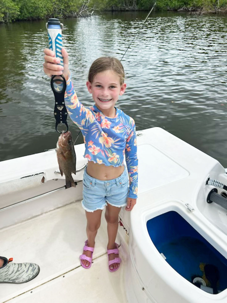 see-manatees_everglades-fishing-florida See Manatees Everglades Fishing Florida