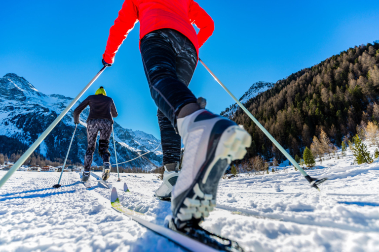 tourglacier_cross-country-skiers-snowy-mountains Tourglacier Cross Country Skiers Snowy Mountains