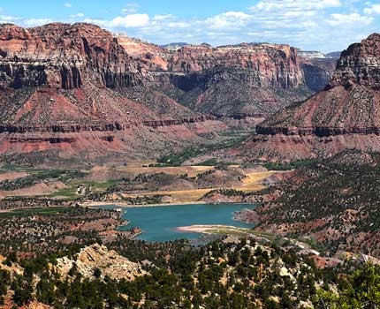 stunning, valley, view, with, a, serene, lake Vermilioncliffs Stunning Valley View With A