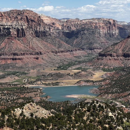Vermilioncliffs Eagle Crag Zion Hike View
