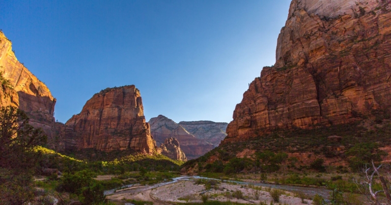 Zion National Park Half Day Tour — Zion Vermilioncliffs Zion National Park Canyon Walls