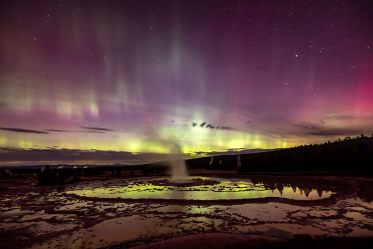 Stargazing Tour | North - Public Tour — Yellowstone Yellowstonesafari Northern Lights Yellowstone Geyser Reflection