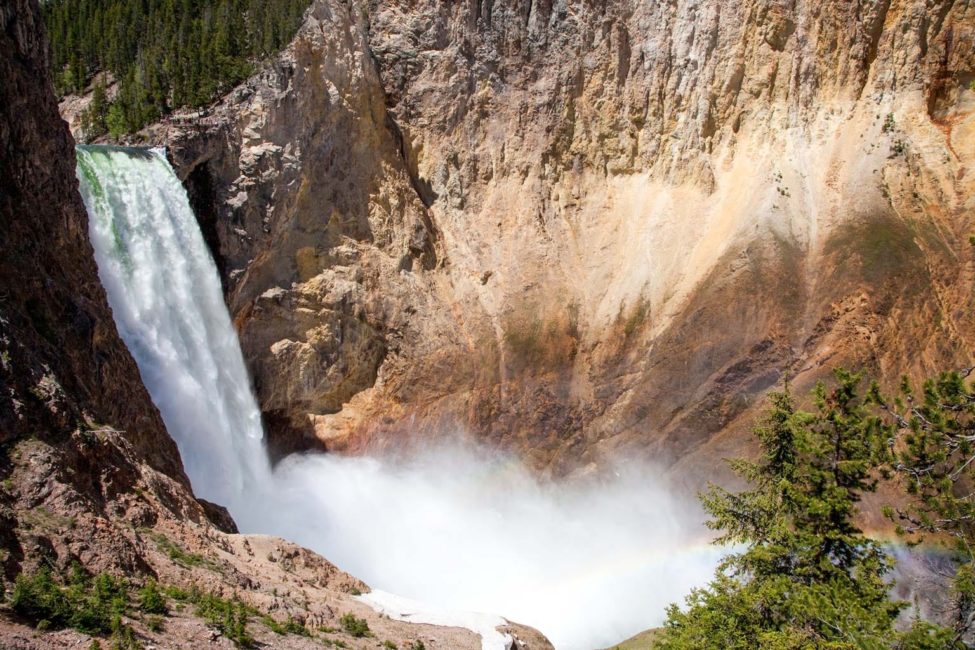 Yellowstone Photography Tour (Winter) - Private Tour — Yellowstone Yellowstonesafari Yellowstone Waterfall Rocky Cliffs