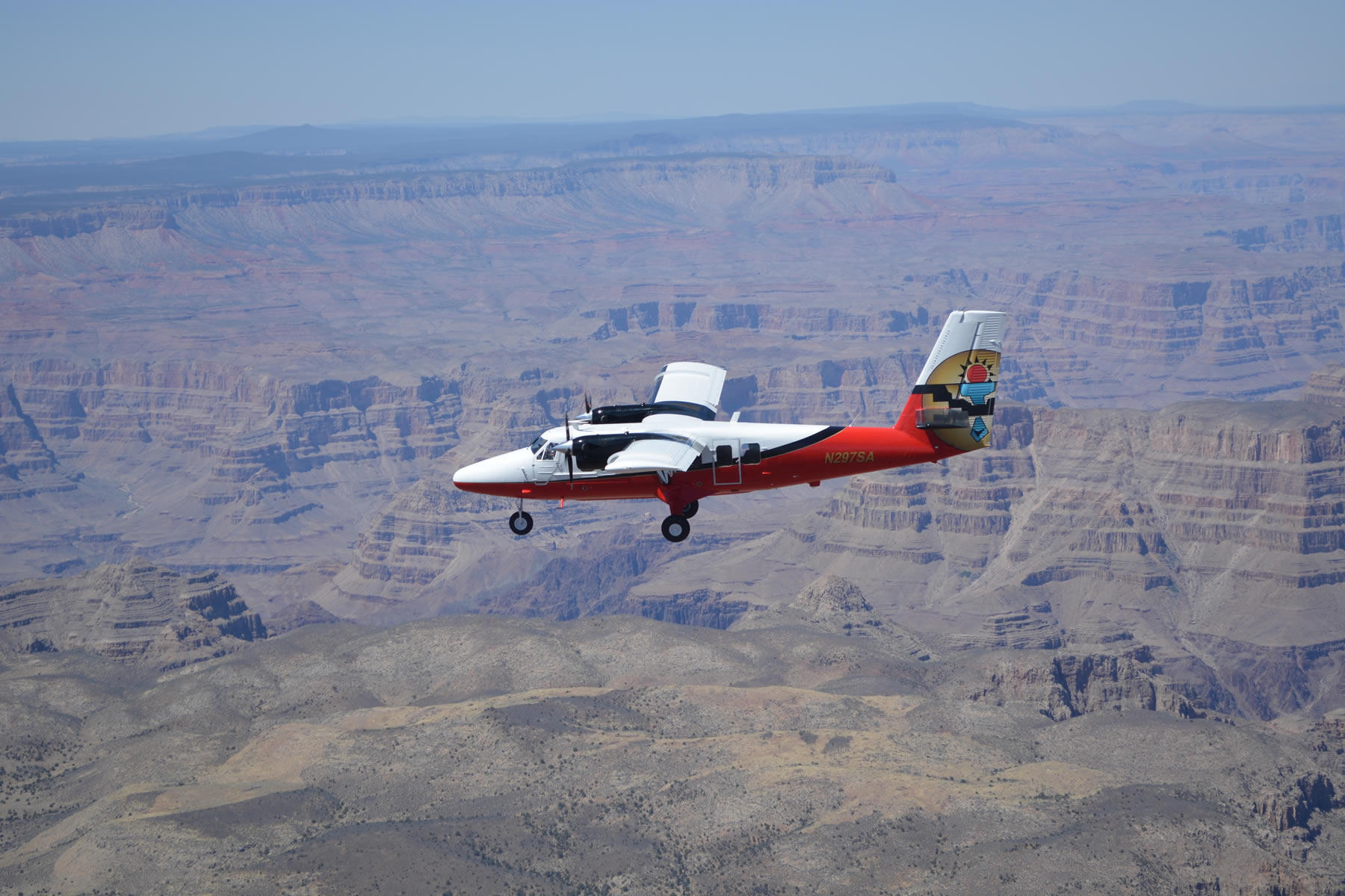 Signature Hummer with Grand Discovery Air Tour — Grand Canyon