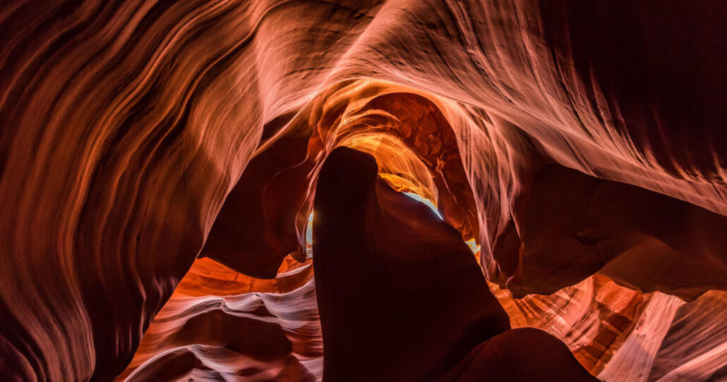 horseshoebendtours_combo---secret-antelope-canyon-horseshoe-antelope-canyon-red-waves