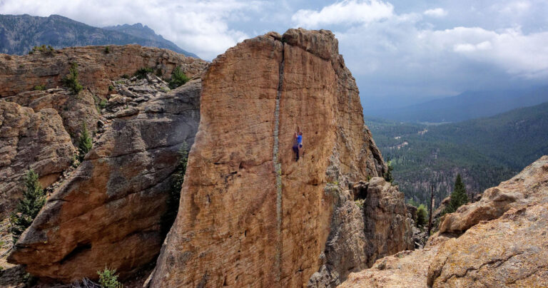 kmaconline_taste-of-rock-climbing-rock-climber-scaling-cliff-colorado