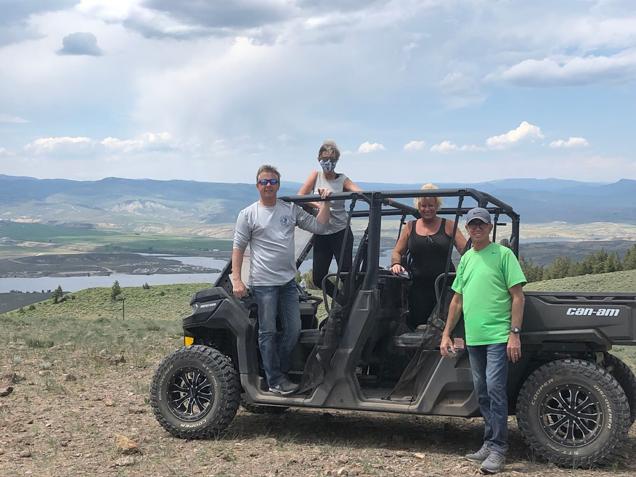mysnowmobiletour_kremmling-guided-atv-utv-tours-utv-tour-group-mountain-view