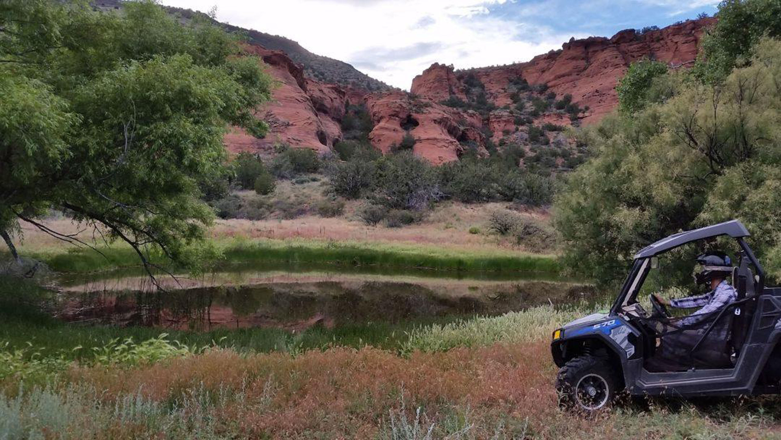 oactours_road-to-river-adventure-on-the-verde-utv-river-adventure-red-rocks