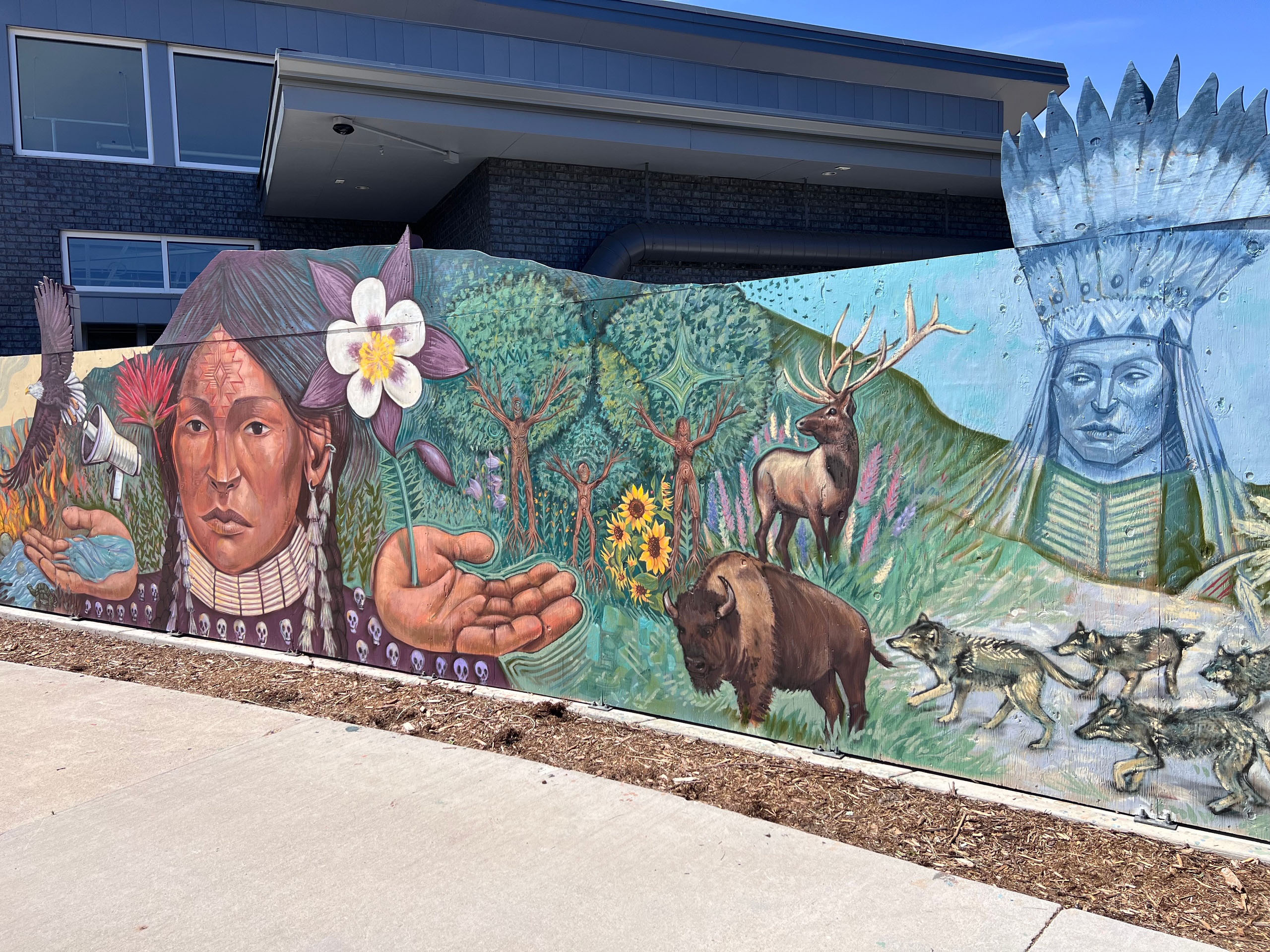 pedegoboulder_boulder-e-bike-art-nature-tour-mural-native-american-wildlife-flowers