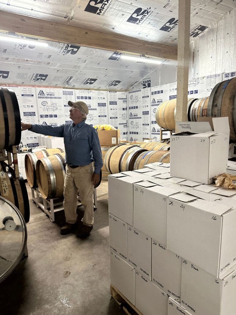 verdeadventure_river-to-ros-experience-barrels-wine-boxes-storage