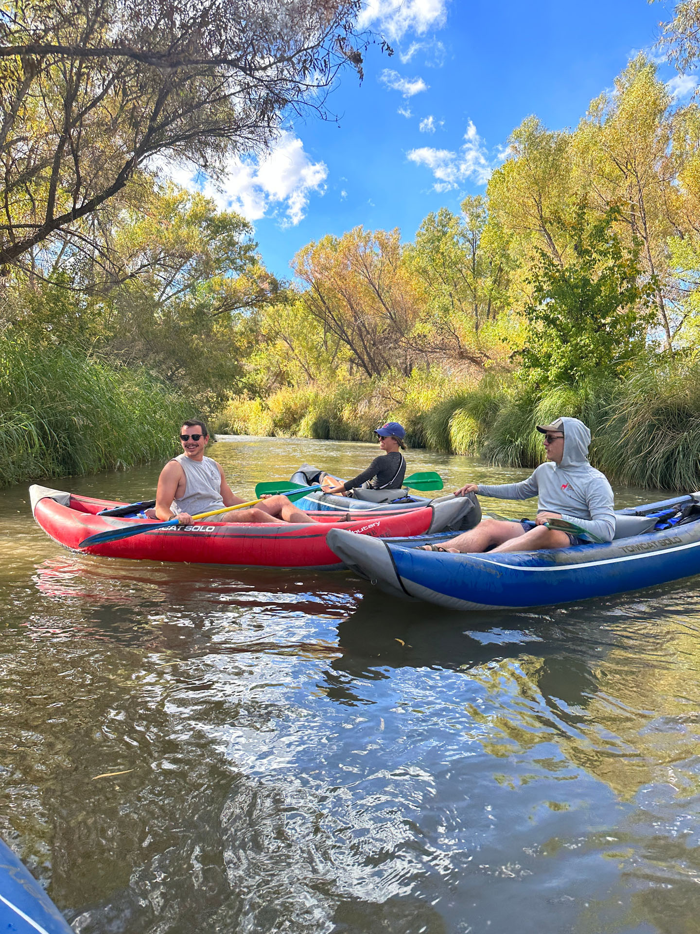 verdeadventure_river-to-ros-experience-kayakers-autumn-river